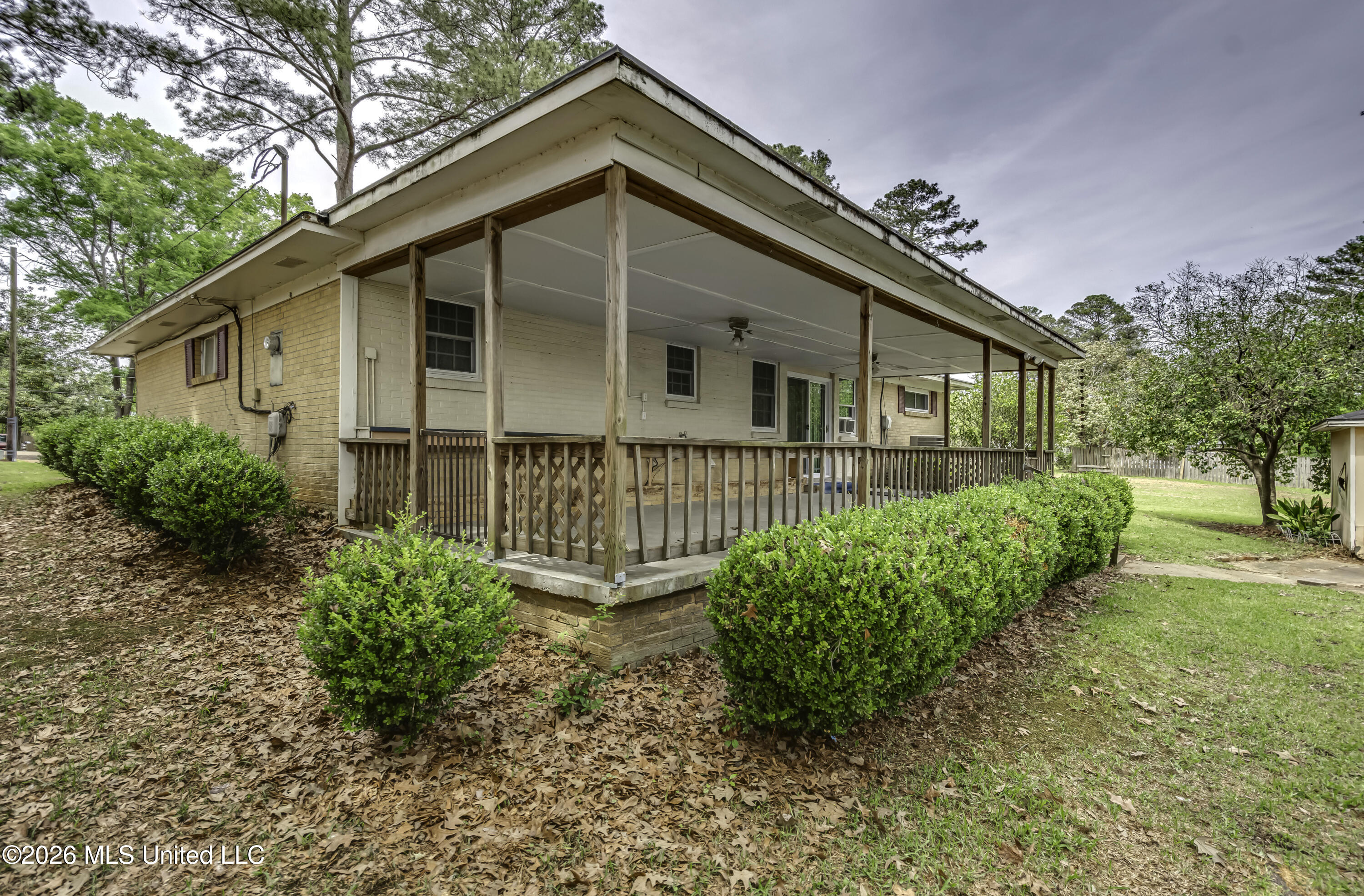 120 Monmouth Road Florence, MS 39073 - Photo 4 of 36 120 Monmouth Rd--12