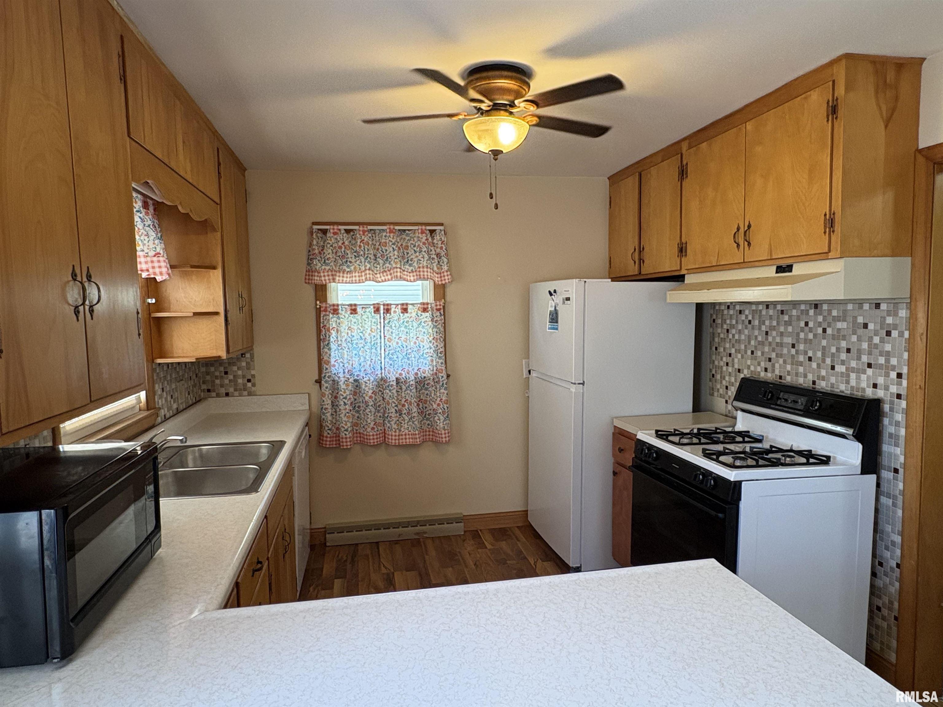 870 Park View Road Galesburg, IL 61401 - Photo 44 of 60