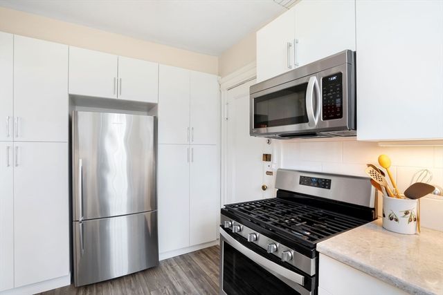 $800,000 | 240 Brattle Street, Unit 42, Cambridge, MA 02138