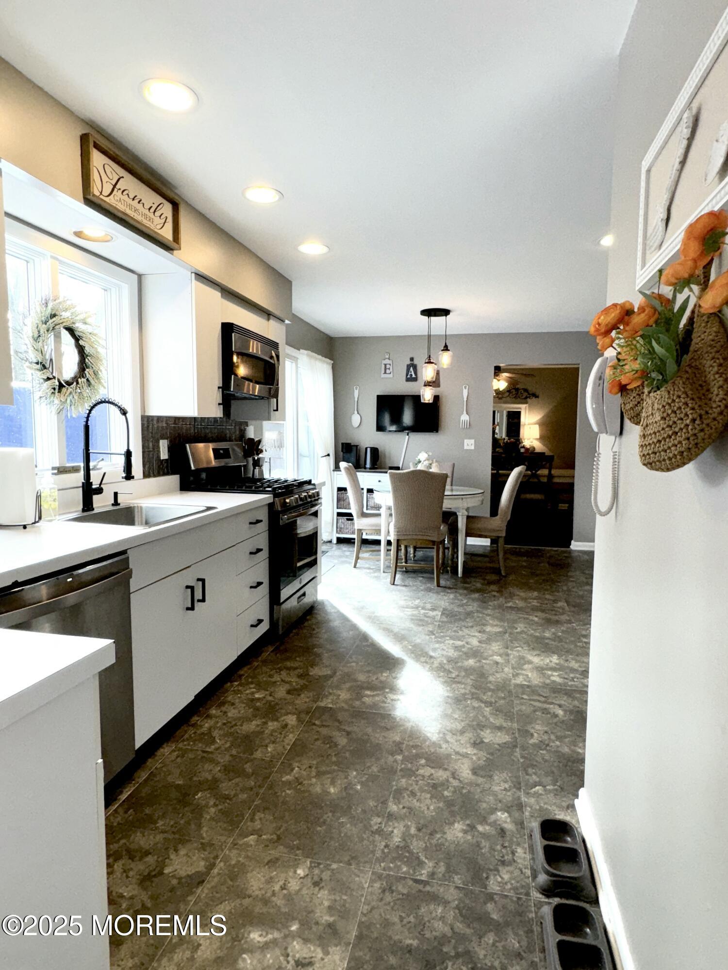161 Jordan Road Brick, NJ 08724 - Photo 19 of 47 tempImageGULRrI