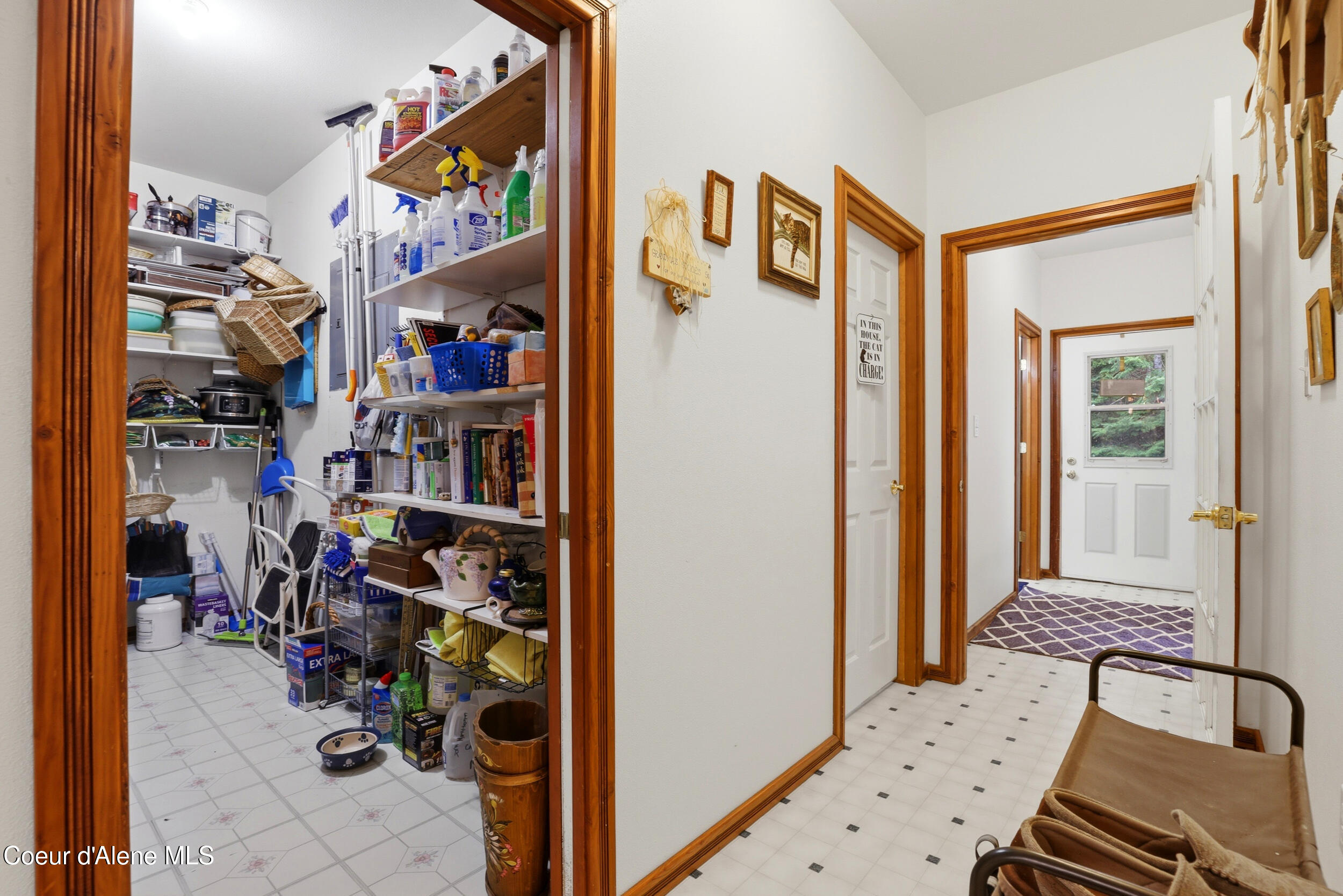 80 Rodeo Road Athol, ID 83801 - Photo 12 of 60 pantry and back entry