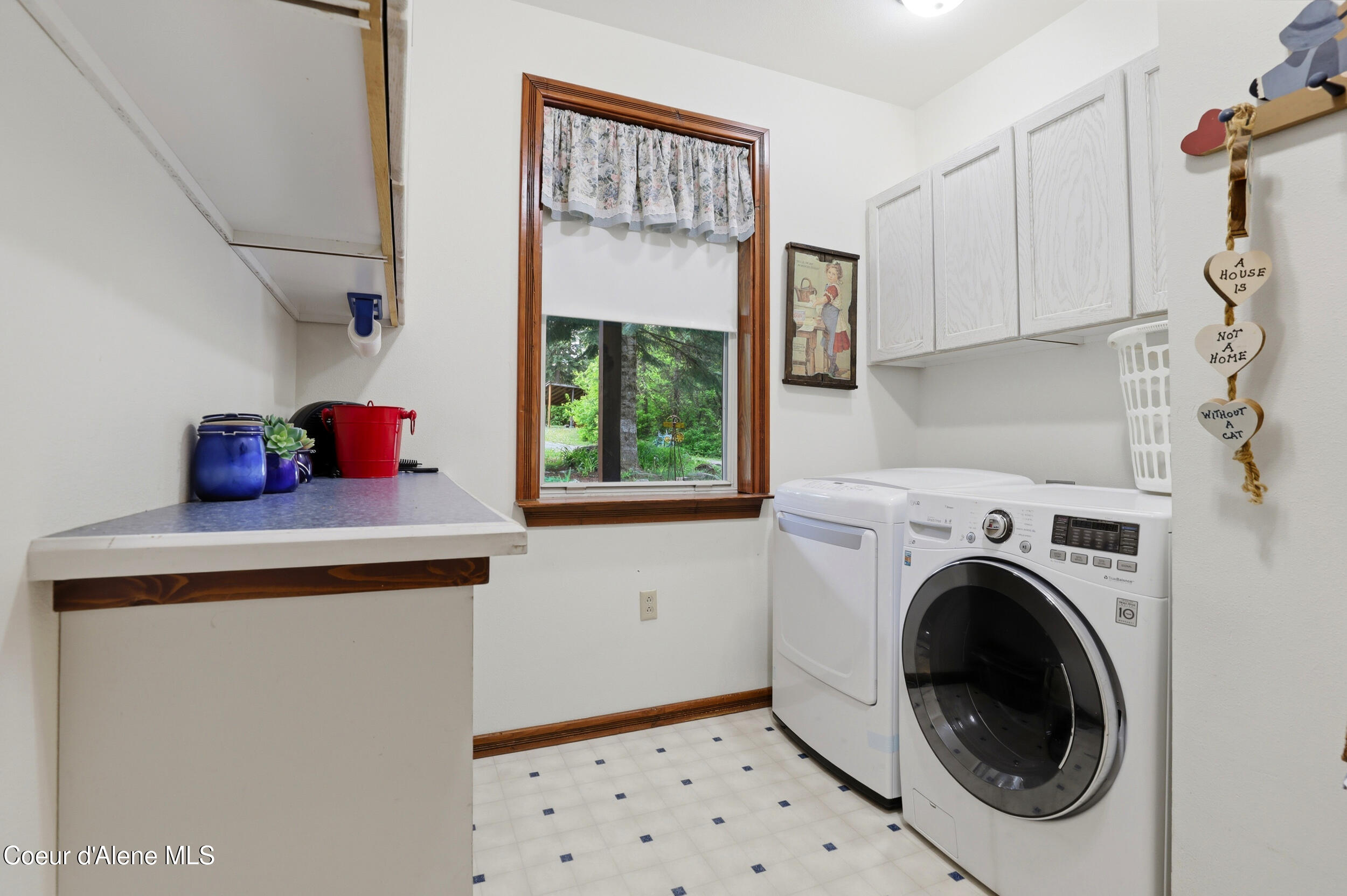80 Rodeo Road Athol, ID 83801 - Photo 13 of 60 laundry