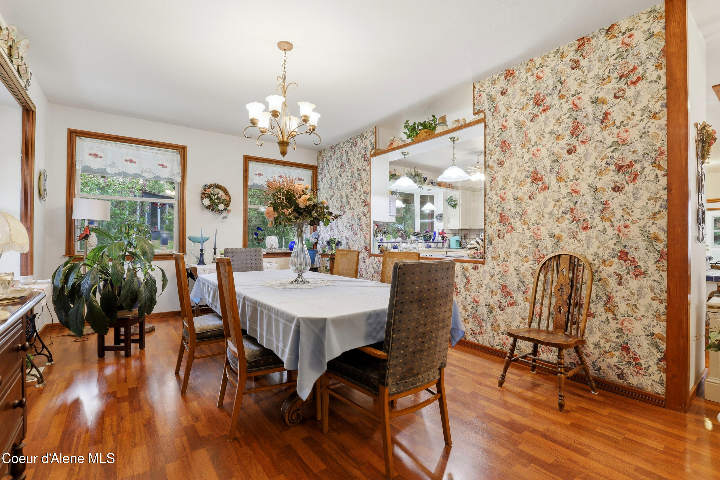 80 Rodeo Road Athol, ID 83801 - Photo 7 of 60 dining