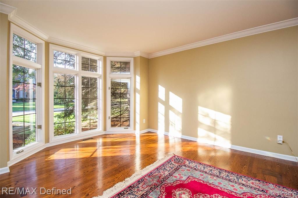 3701 Edinborough Drive Rochester Hills, MI 48306 - Photo 4 of 26