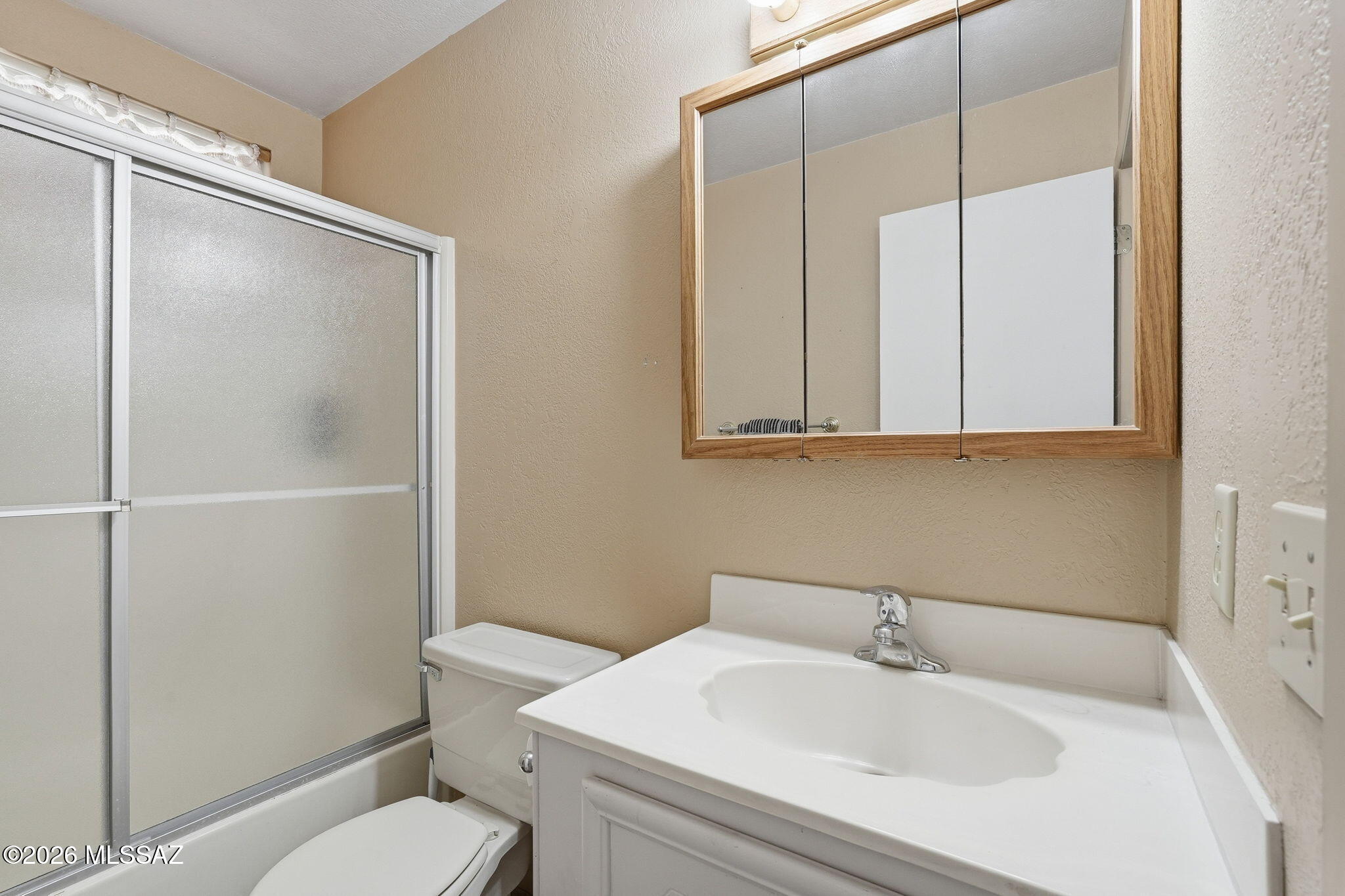 4085 East Wilds Road Tucson, AZ 85739 - Photo 27 of 41 Bathroom 2