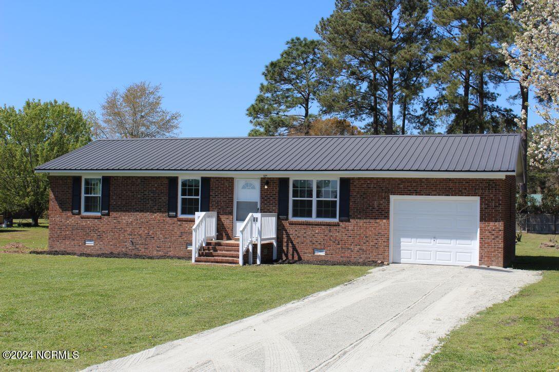 122 Turtle Shell Road Richlands, NC 28574 - Photo 4 of 9 IMG_4190
