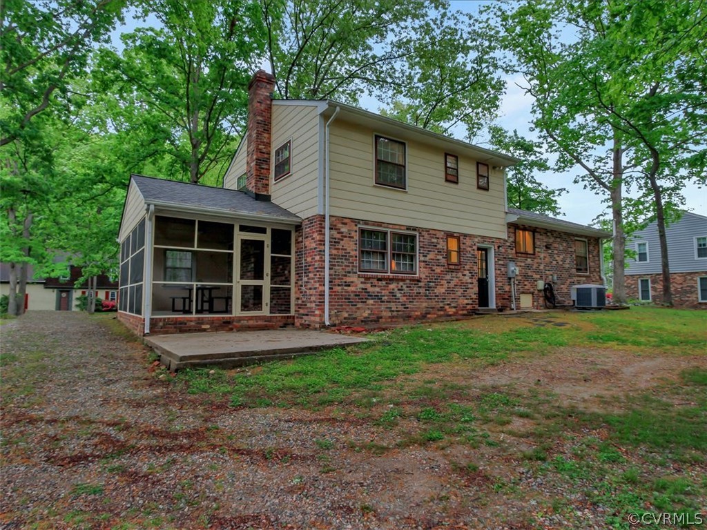 1560 Olde Coalmine Road Midlothian, VA 23113 - Photo 3 of 27 Gallery Image 3