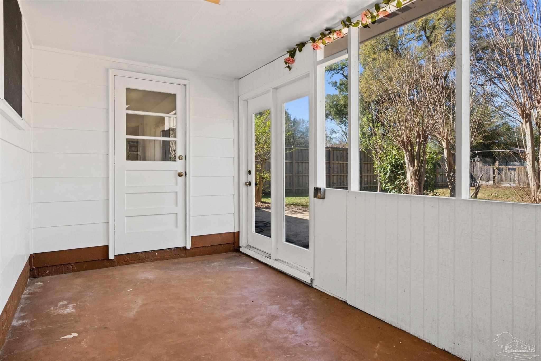 8229 Ridgefield Road Pensacola, FL 32514 - Photo 25 of 30