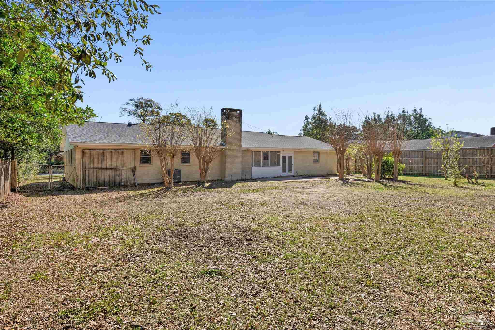 8229 Ridgefield Road Pensacola, FL 32514 - Photo 26 of 30