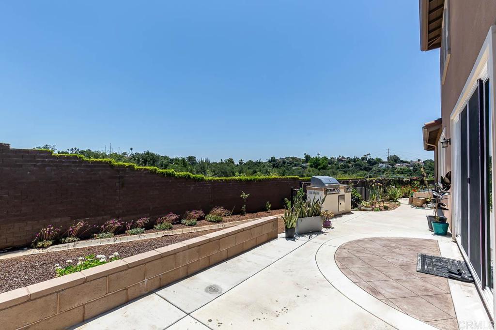1281 Palomar Circle Escondido, CA 92027 - Photo 31 of 31 a view of swimming pool from a lake