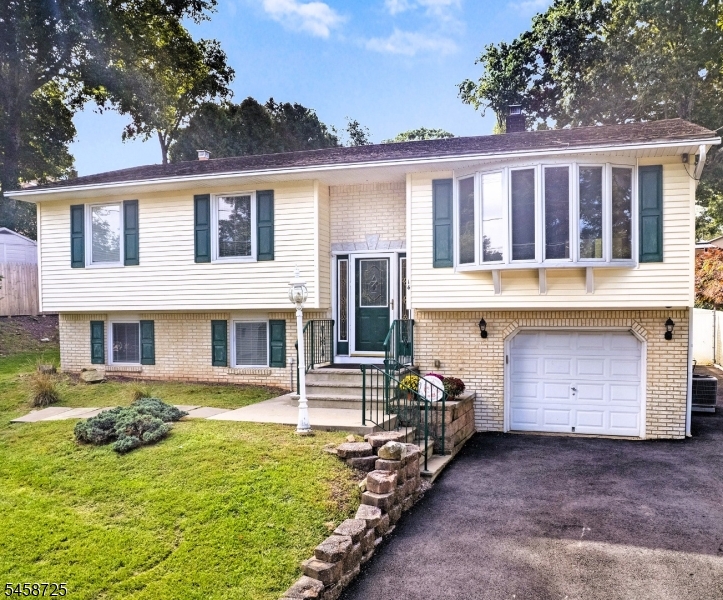 14 Eugene Road Hopatcong, NJ 07843 - Photo 3 of 40 Gallery Image 3
