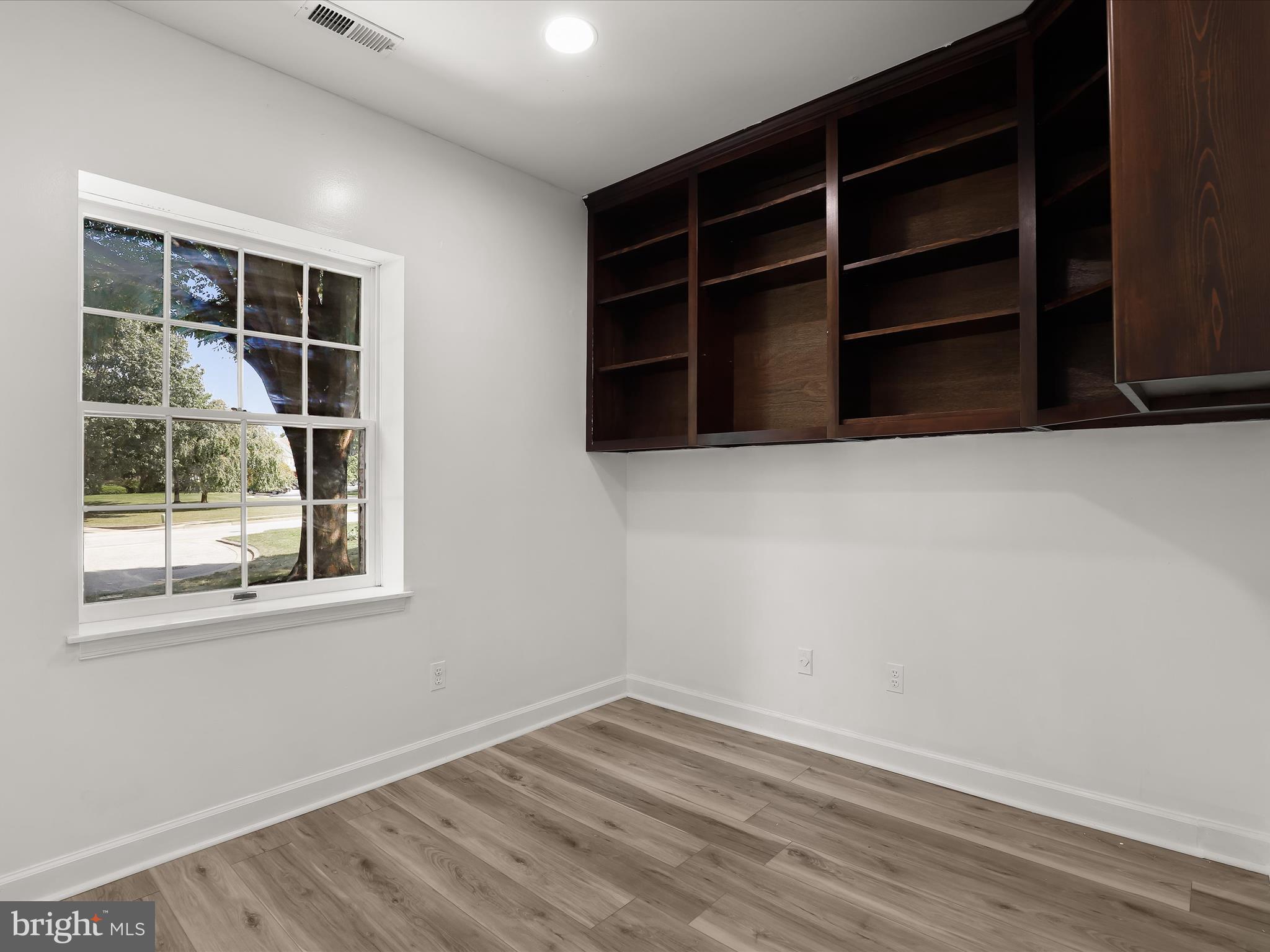 208 Castletown Road Lutherville-Timonium, MD 21093 - Photo 11 of 58 Entry Level Bedroom