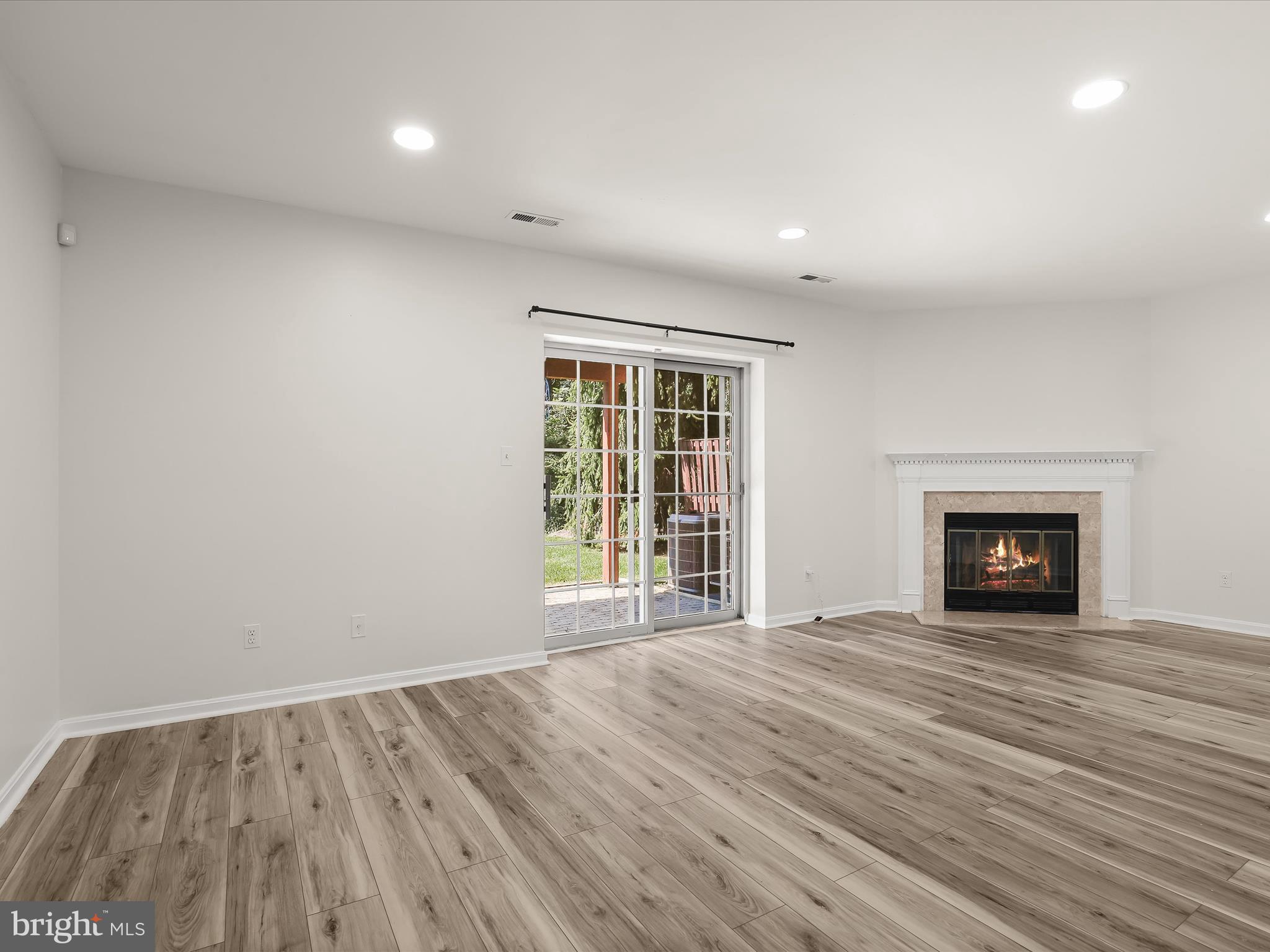 208 Castletown Road Lutherville-Timonium, MD 21093 - Photo 8 of 58 Family Room