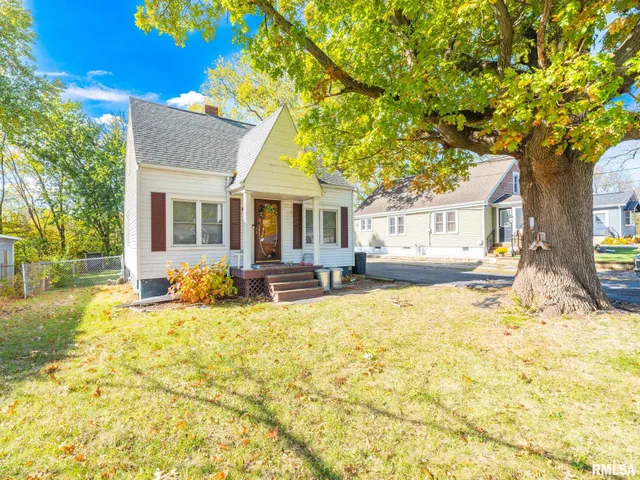 $99,900 | 537 South Byron Court, Peoria, IL 61604