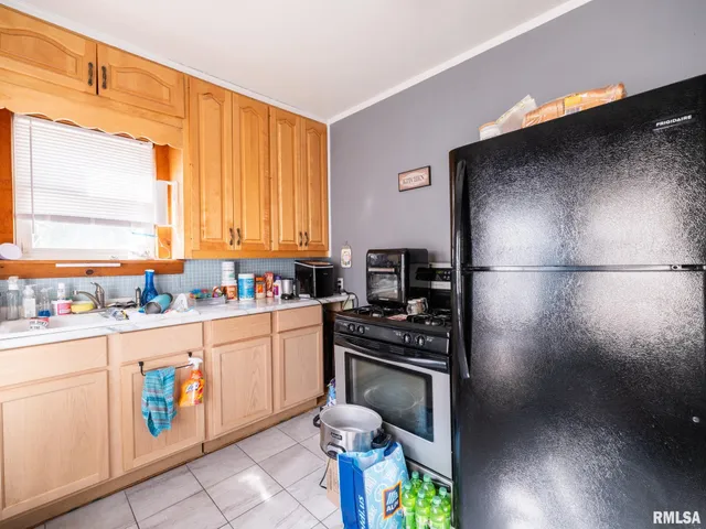 $99,900 | 537 South Byron Court, Peoria, IL 61604