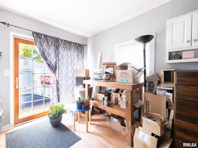 $99,900 | 537 South Byron Court, Peoria, IL 61604