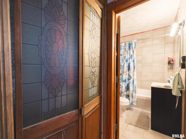 $99,900 | 537 South Byron Court, Peoria, IL 61604