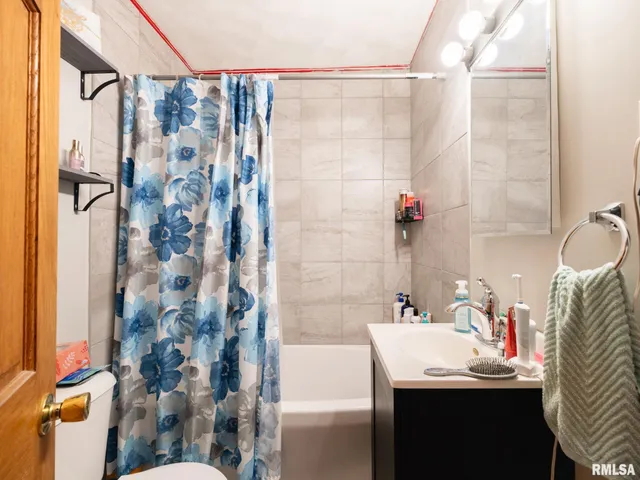 $99,900 | 537 South Byron Court, Peoria, IL 61604