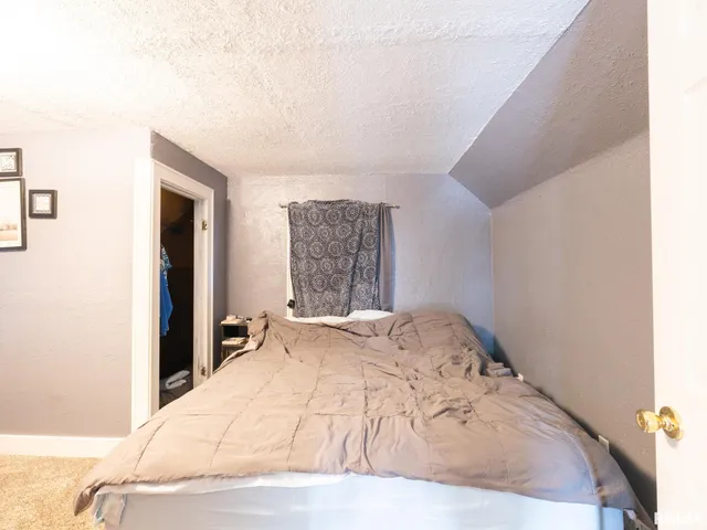 $99,900 | 537 South Byron Court, Peoria, IL 61604