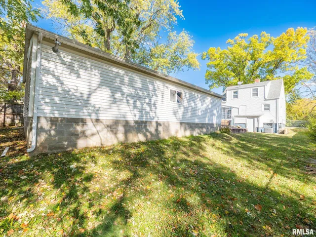 $99,900 | 537 South Byron Court, Peoria, IL 61604