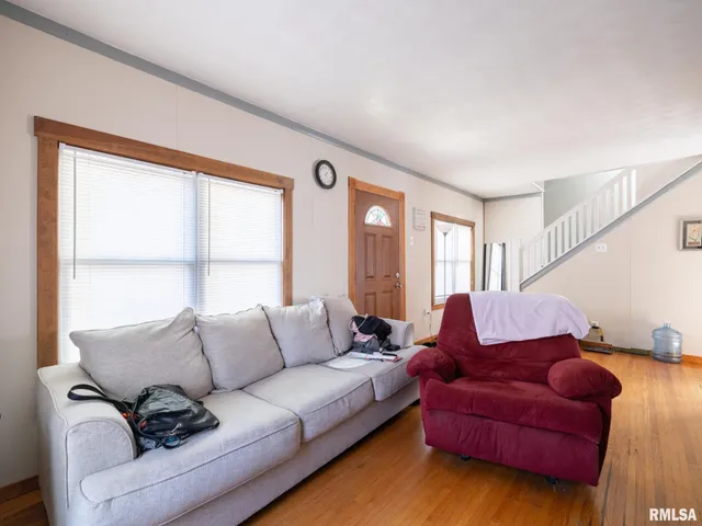 $99,900 | 537 South Byron Court, Peoria, IL 61604