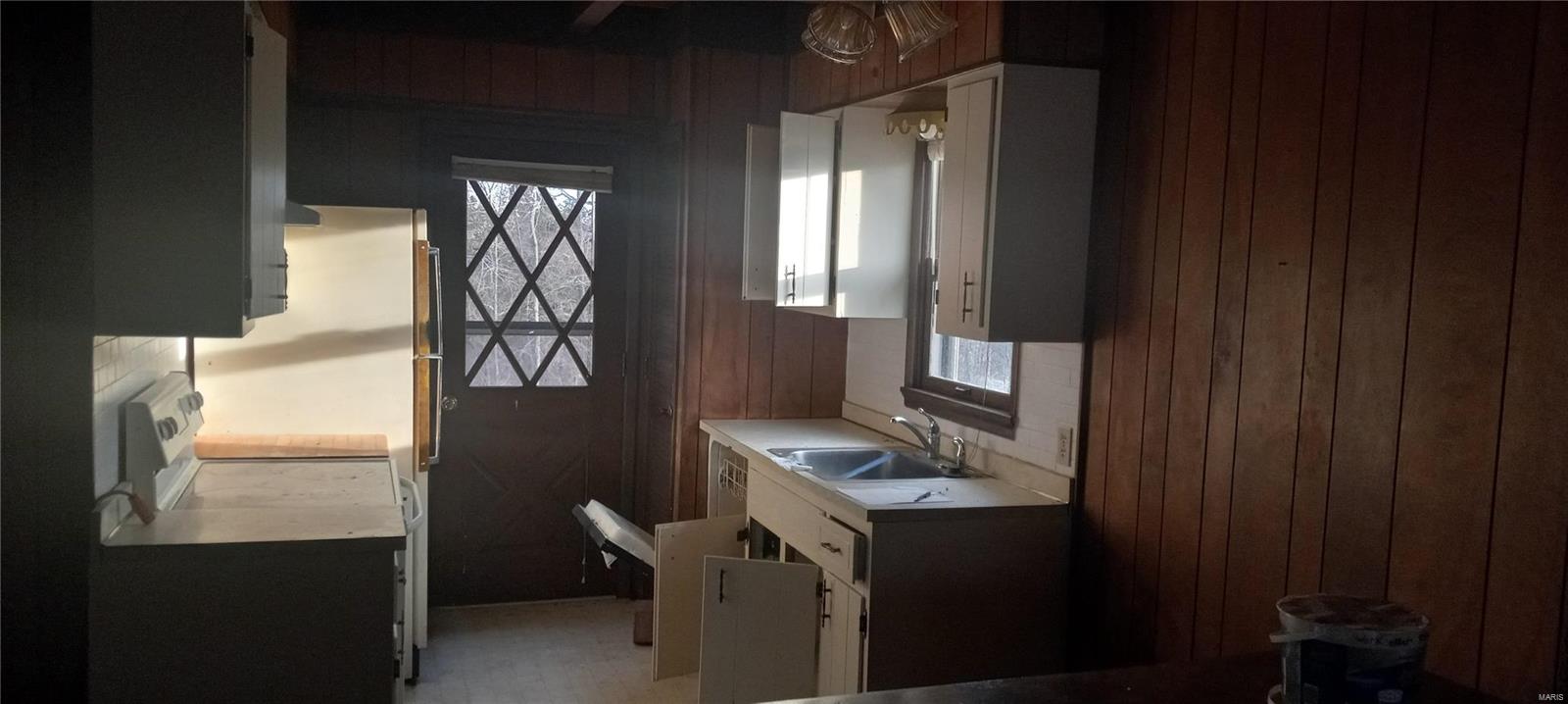 414 Parklane Drive St. Clair, MO 63077 - Photo 11 of 14