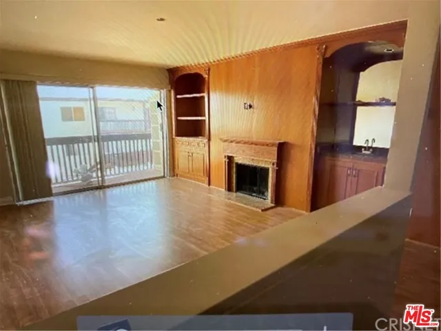 $2,695 | 5334 Lindley Avenue, Unit 309, Encino, CA 91316