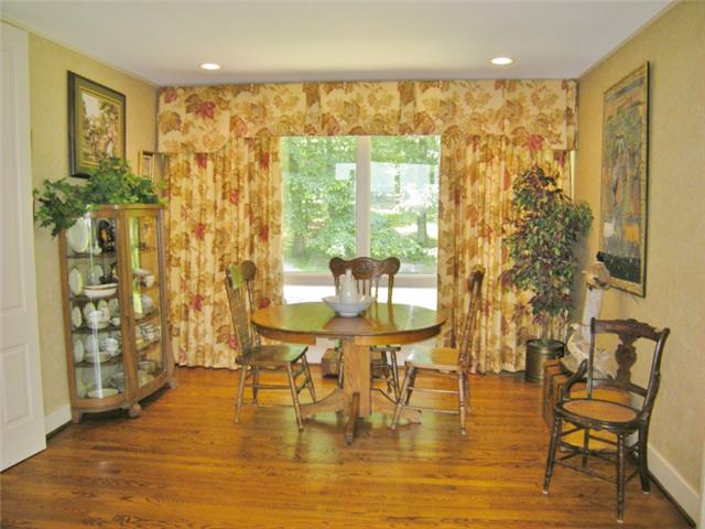 3217 Sherwood Road Sewanee, TN 37375 - Photo 8 of 20 Morning breakfast room. Hardwood, tile, and brick flooring throughout that are easily cared for and allergy free.