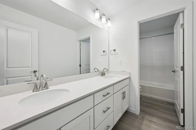 $854,950 | 25040 East 42nd Avenue, Aurora, CO 80019