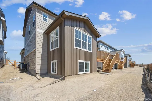 $834,950 | 25040 East 42nd Avenue, Aurora, CO 80019