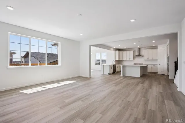 $854,950 | 25040 East 42nd Avenue, Aurora, CO 80019