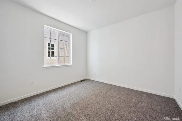 $854,950 | 25040 East 42nd Avenue, Aurora, CO 80019