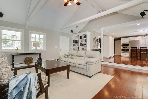 16 Bridle Path Road Andover, MA 01810 - Photo 5 of 30 Gallery Image 5