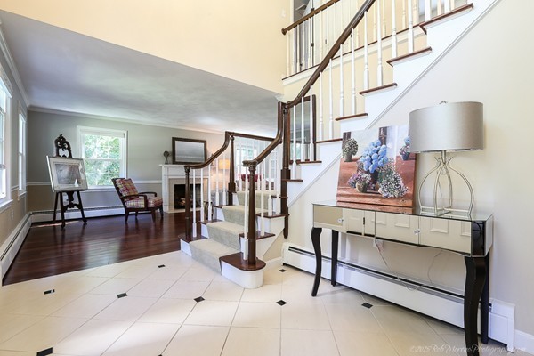16 Bridle Path Road Andover, MA 01810 - Photo 8 of 30 Gallery Image 8