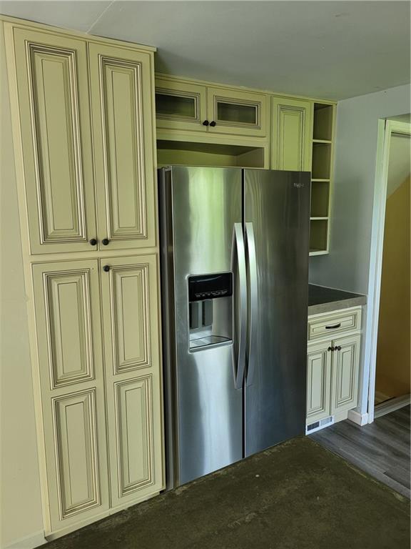 4748 Rolling Hills Road Pittsburgh, PA 15236 - Photo 12 of 47 Gallery Image 12