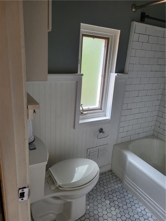 4748 Rolling Hills Road Pittsburgh, PA 15236 - Photo 19 of 47 Gallery Image 19