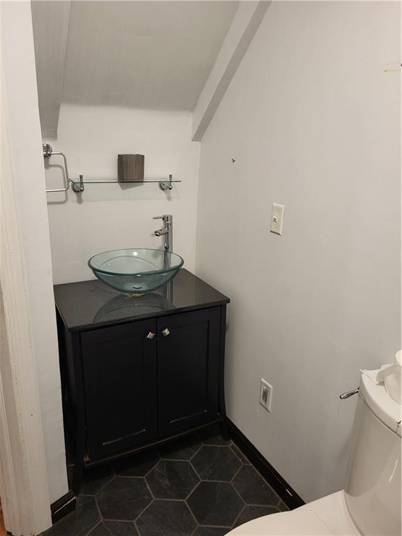 4748 Rolling Hills Road Pittsburgh, PA 15236 - Photo 40 of 47 Gallery Image 40