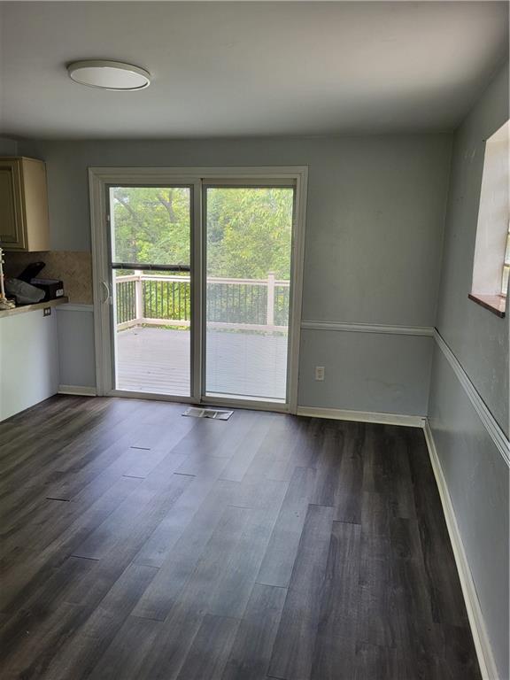 4748 Rolling Hills Road Pittsburgh, PA 15236 - Photo 8 of 47 Gallery Image 8