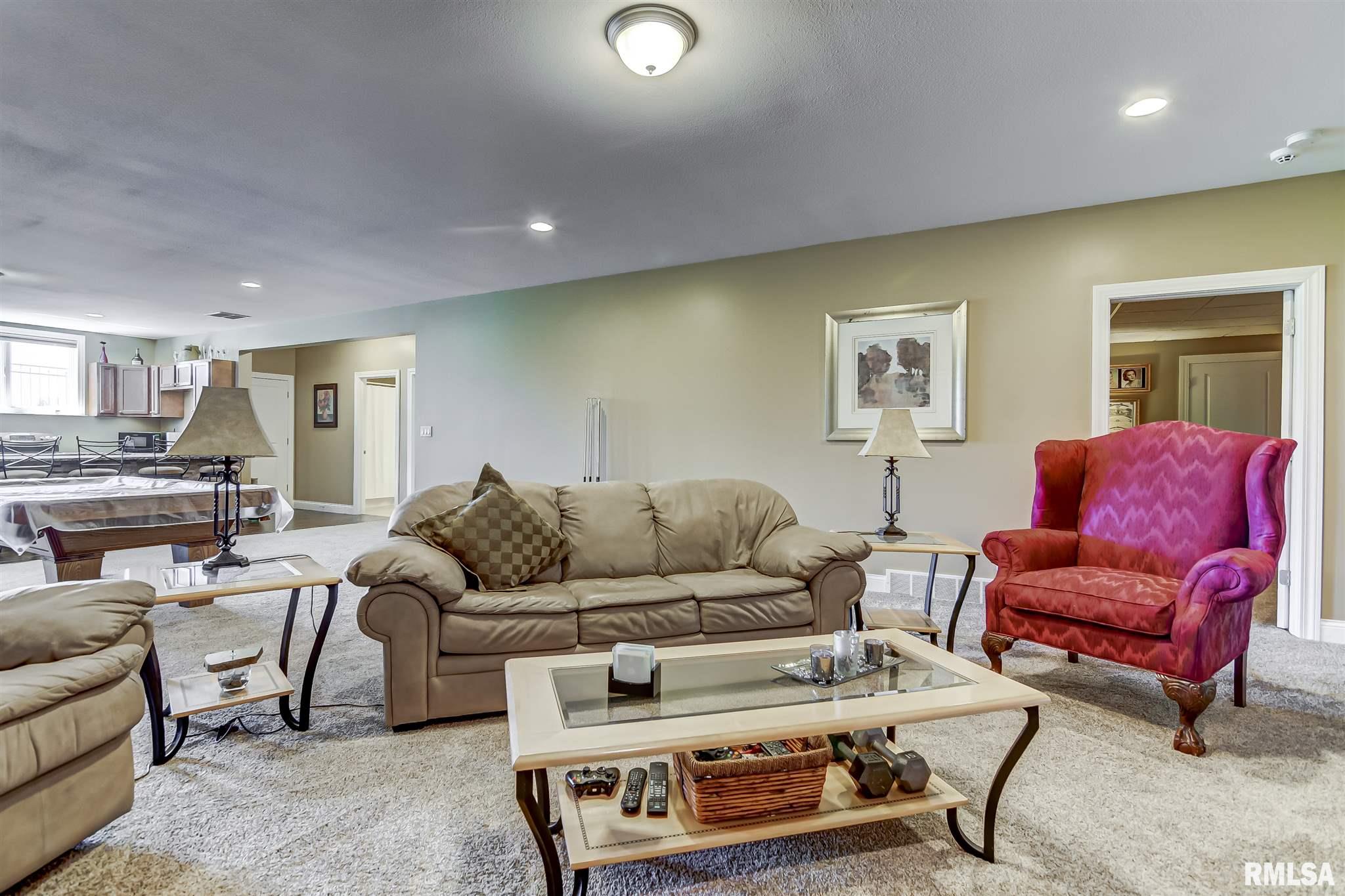2604 Old Bachelor Trail Springfield, IL 62711 - Photo 31 of 50 Gallery Image 31