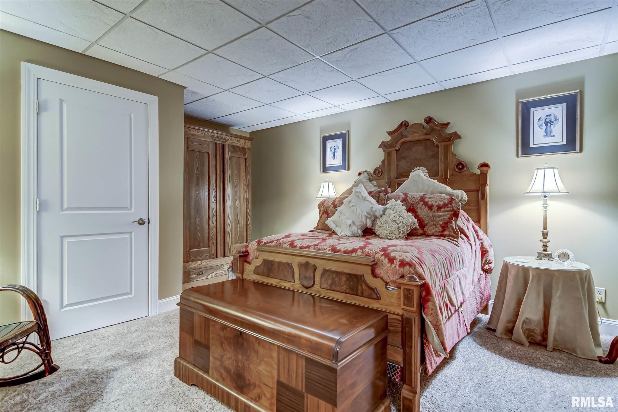 2604 Old Bachelor Trail Springfield, IL 62711 - Photo 43 of 50 Gallery Image 43