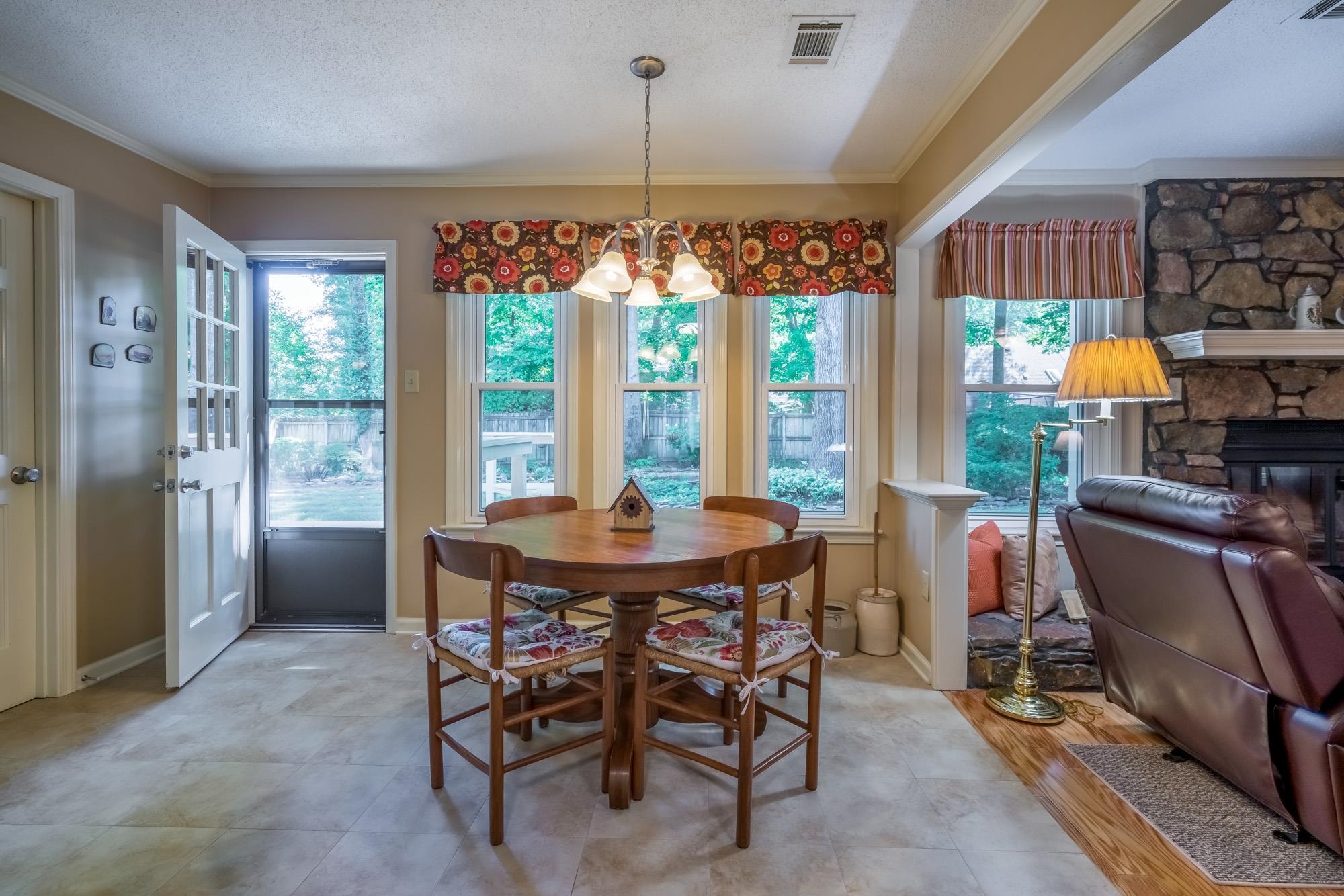 1964 Newfields Road Germantown, TN 38139 - Photo 12 of 25 Gallery Image 12