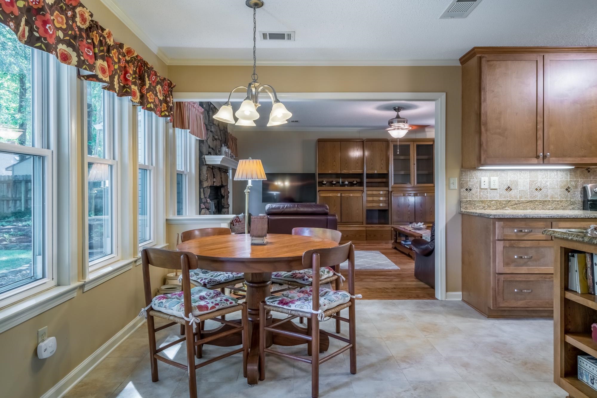 1964 Newfields Road Germantown, TN 38139 - Photo 13 of 25 Gallery Image 13