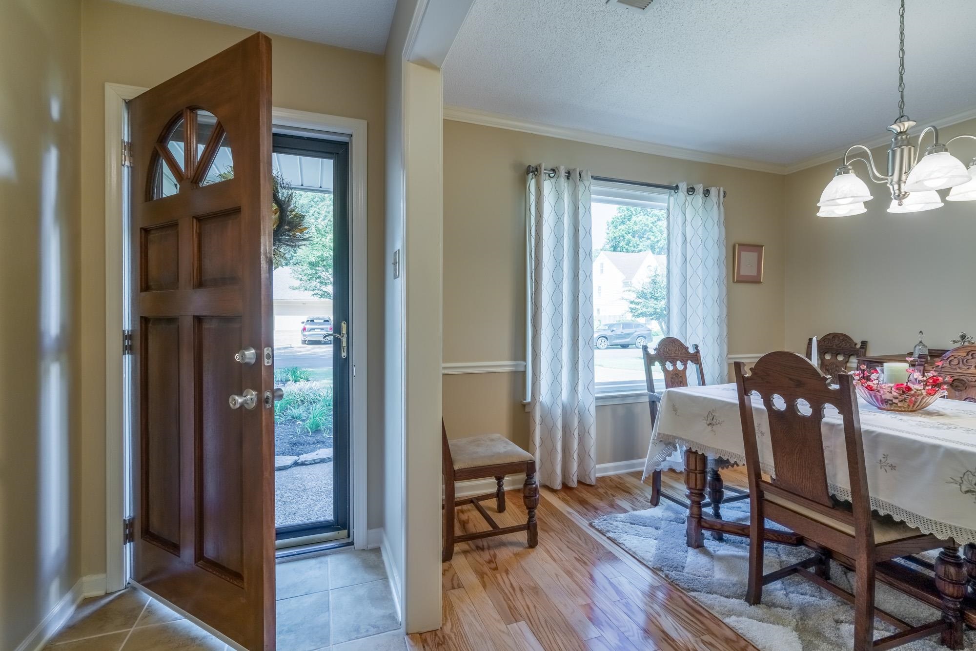 1964 Newfields Road Germantown, TN 38139 - Photo 4 of 25 Gallery Image 4