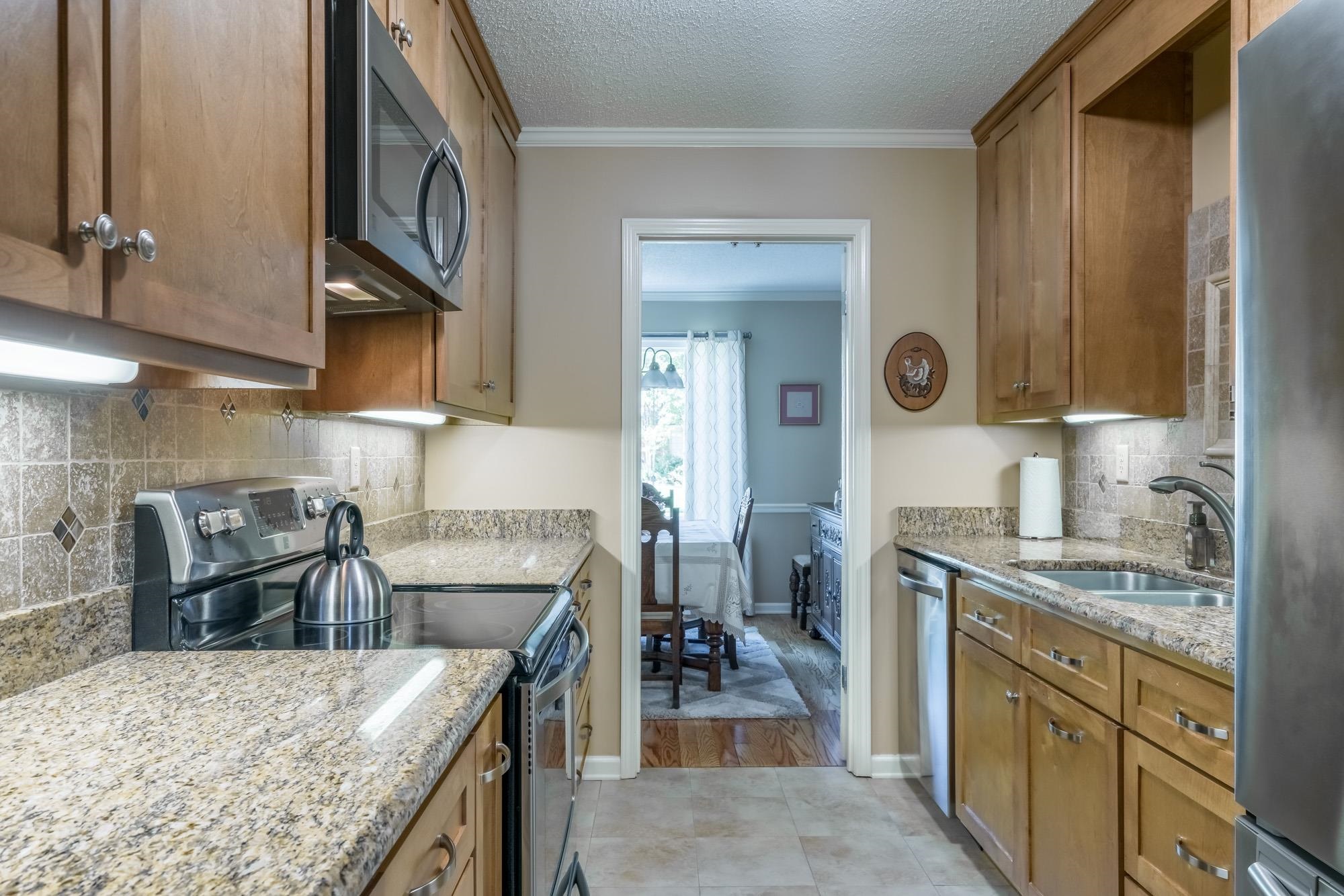 1964 Newfields Road Germantown, TN 38139 - Photo 10 of 25 Gallery Image 10