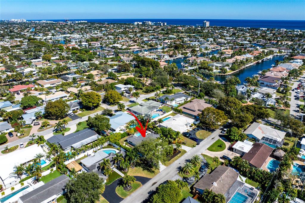 2233 Northeast 30th Court Lighthouse Point, FL 33064 - Photo 44 of 48