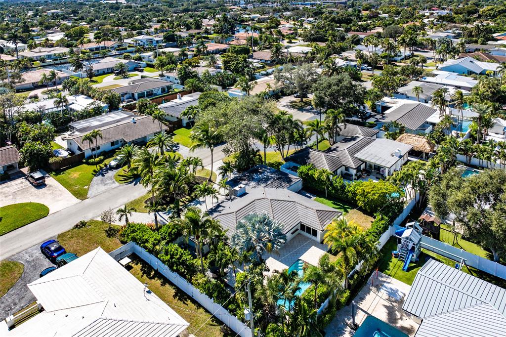 2233 Northeast 30th Court Lighthouse Point, FL 33064 - Photo 48 of 48