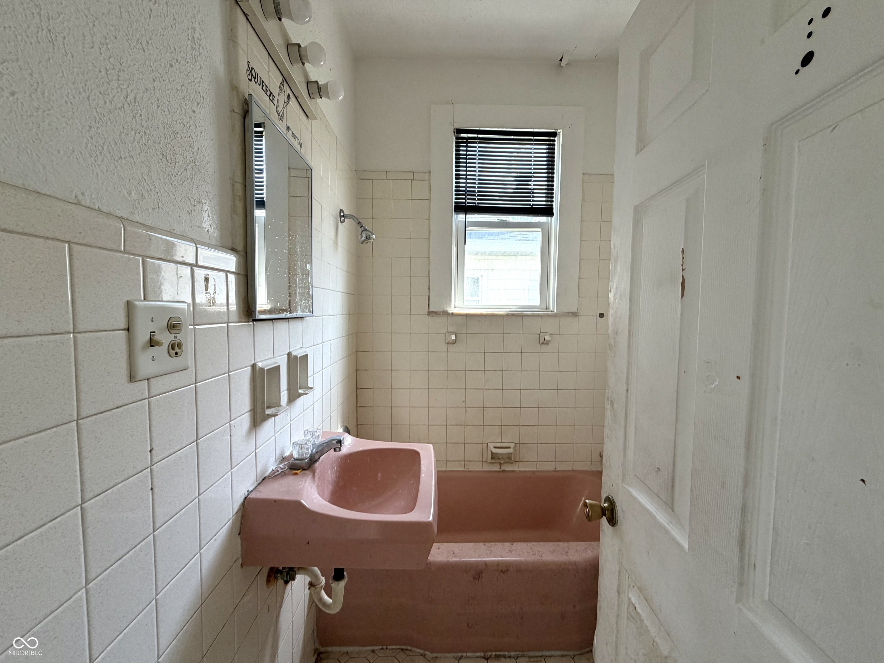 1405 West 4th Street Anderson, IN 46016 - Photo 11 of 14