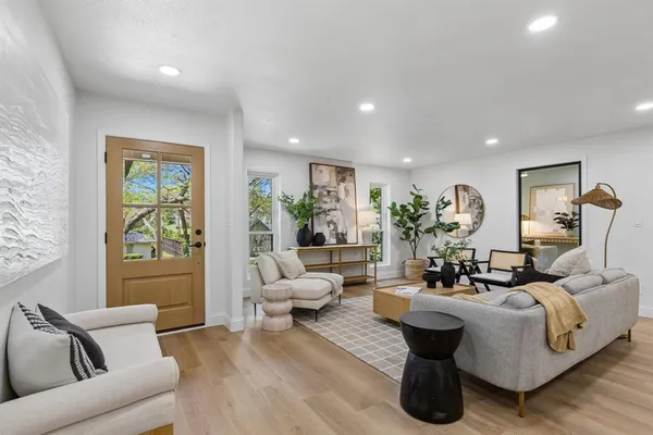 $799,000 | 12124 Dixfield Drive, Dallas, TX 75218