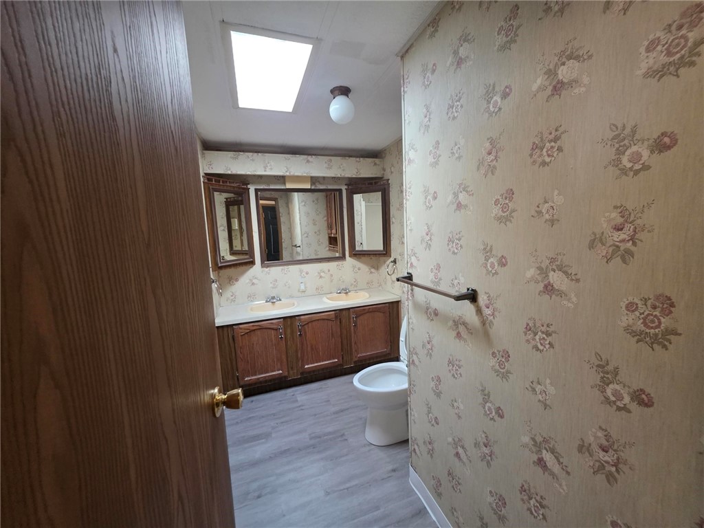 28 Lane East Coventry, RI 02816 - Photo 11 of 16