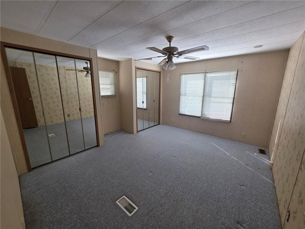 28 Lane East Coventry, RI 02816 - Photo 10 of 16